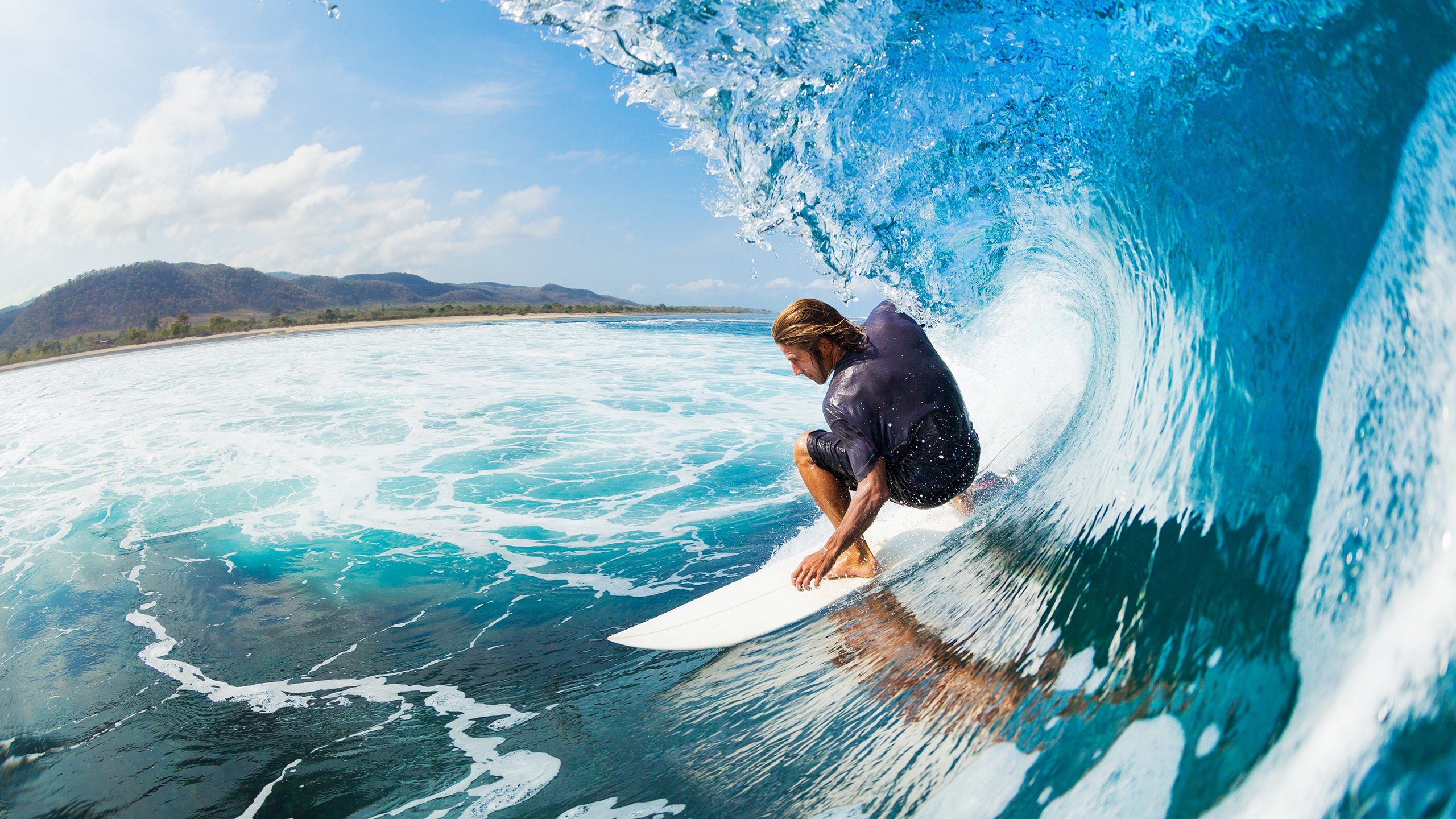 雅各布·因格雷布蝉联男子100米金牌，雅各布百米